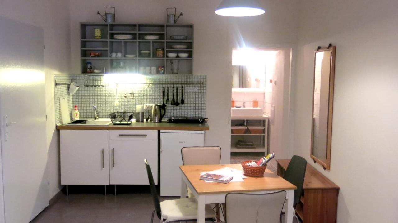 Magnificent Apartment In The Center Of Prag Exterior foto